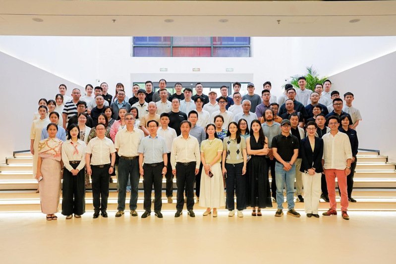学工在线 / 党建工作 / 公开信息
